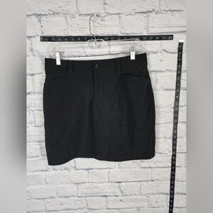 Eddie Bauer casual black skort with stretch Size 4